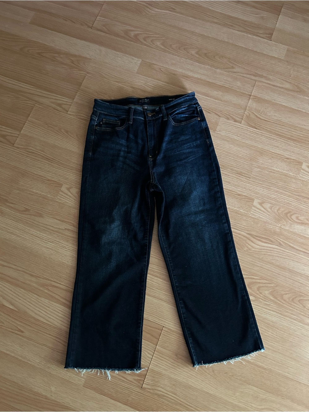 Judy Blue Dark Wash Wide Leg Raw Hem Jeans Size 11/30